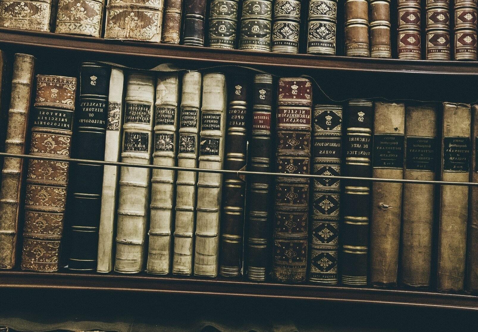 historia de la cova tallada-min (1) (1) historia de la cova tallada