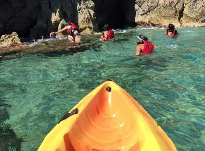kayak cova tallada
